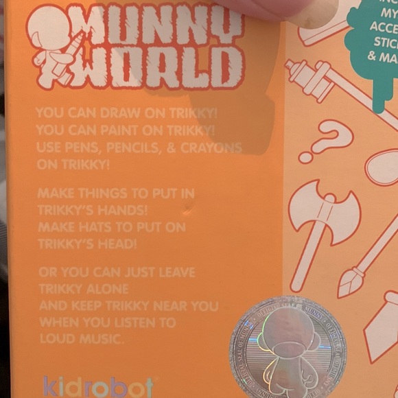 Trikky - Kidrobots  DIY MunnyWorld Trikky THE CAT - Picture 7 of 7